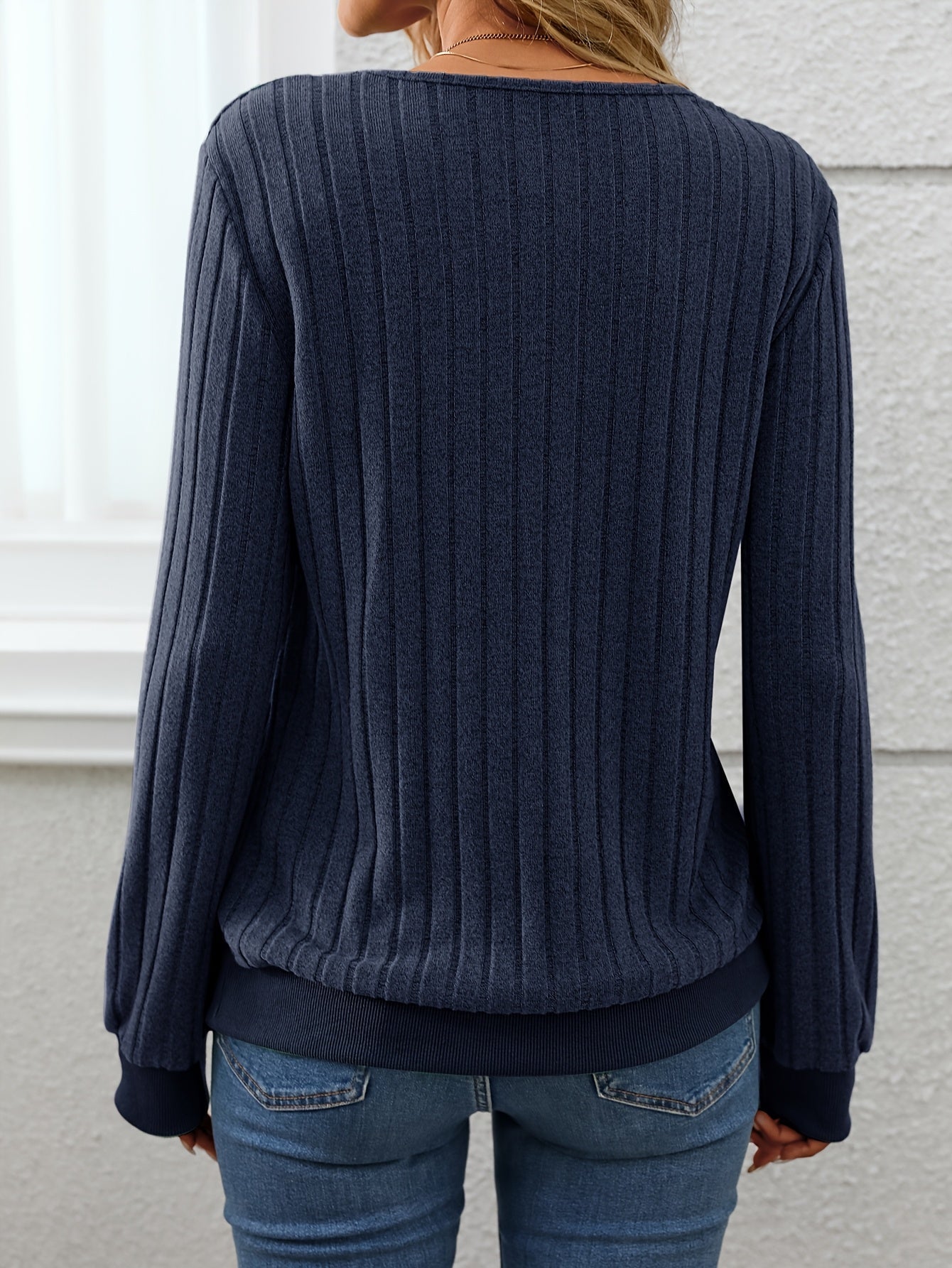 Sally - Stylish Ribbed V-Neck Long Sleeve
