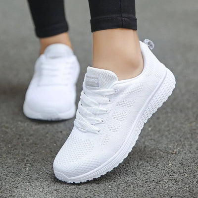 Thora | Pain-Relieving Orthopaedic Sneakers