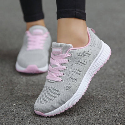 Thora | Pain-Relieving Orthopaedic Sneakers